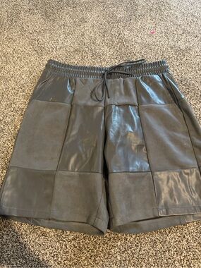 Men's Patchwork Faux Leather Drawstring Shorts - Black